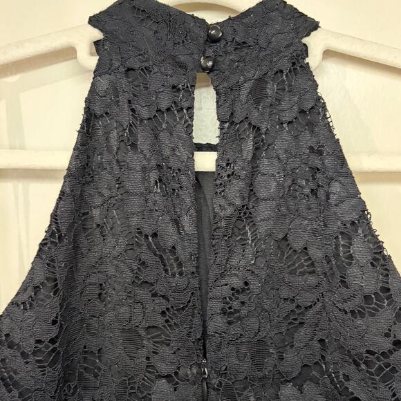 Julia Jordan Women's Lace Jumpsuit 2 Black Twist Neck Halter Wide Leg Event Chic - Picture 5 of 12